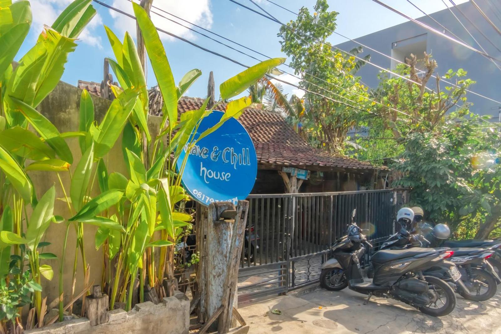 Twospaces Living At Wave And Chill House, Canggu Exteriör bild