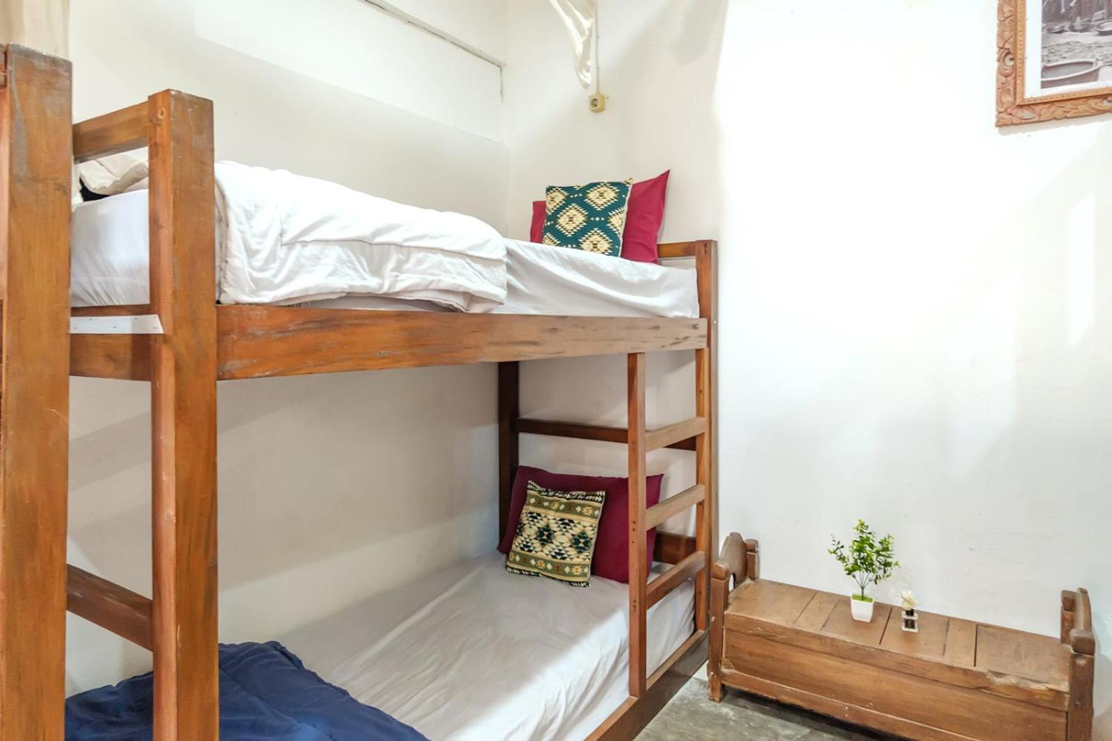 Twospaces Living At Wave And Chill House, Canggu Exteriör bild