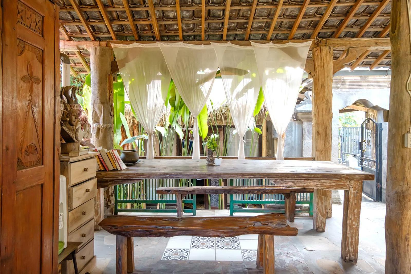 Twospaces Living At Wave And Chill House, Canggu Exteriör bild