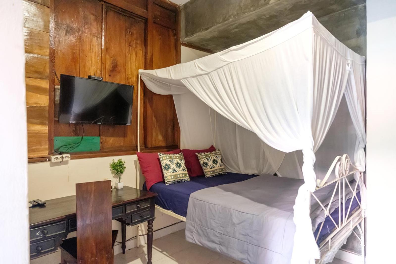 Twospaces Living At Wave And Chill House, Canggu Exteriör bild