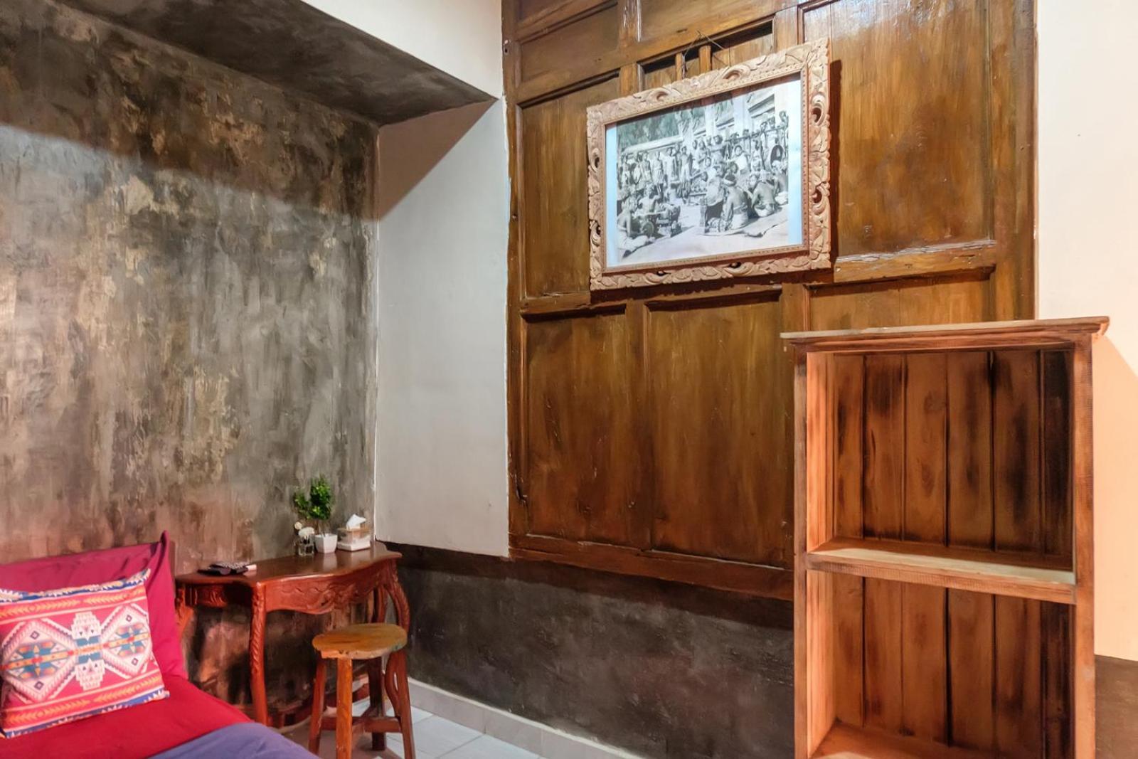 Twospaces Living At Wave And Chill House, Canggu Exteriör bild
